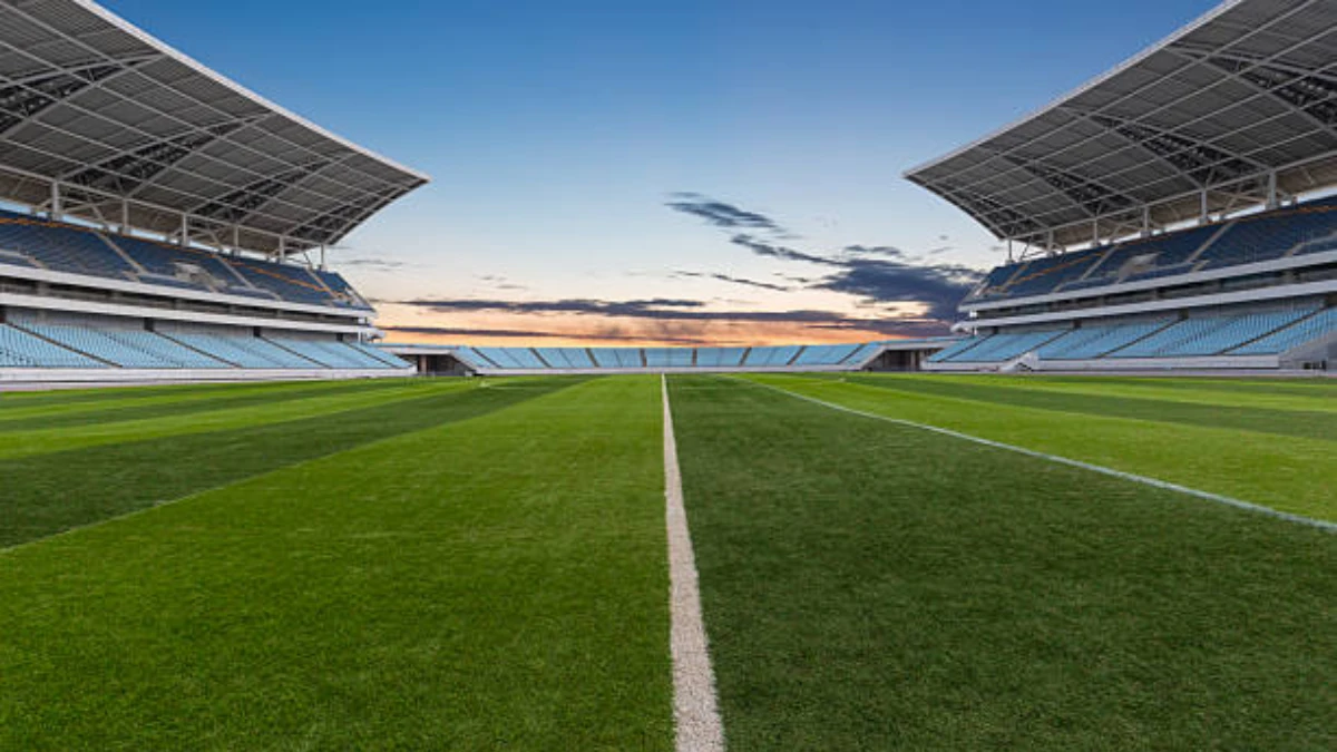 soccer-field-at-night